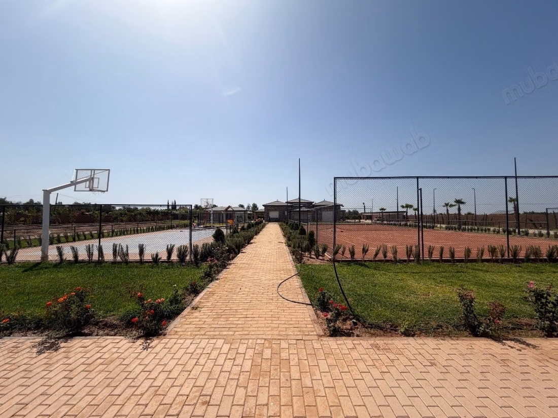 Villa clé en main – 400m² à Route de l'Ourika