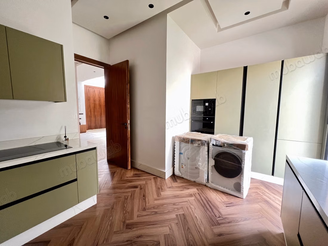 Villa 320m² 4 suites avec ascenseur Route d'Amizmiz