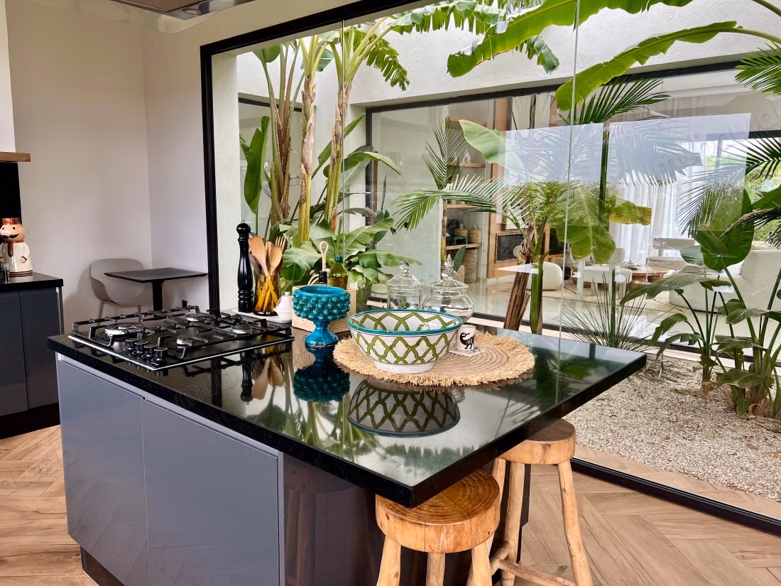 Espléndida villa con 4 suites VNA
