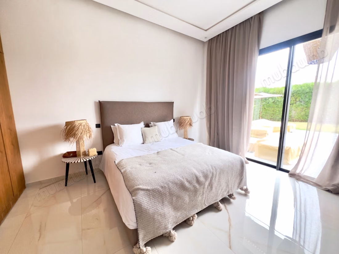 Espléndida villa con 4 suites VNA