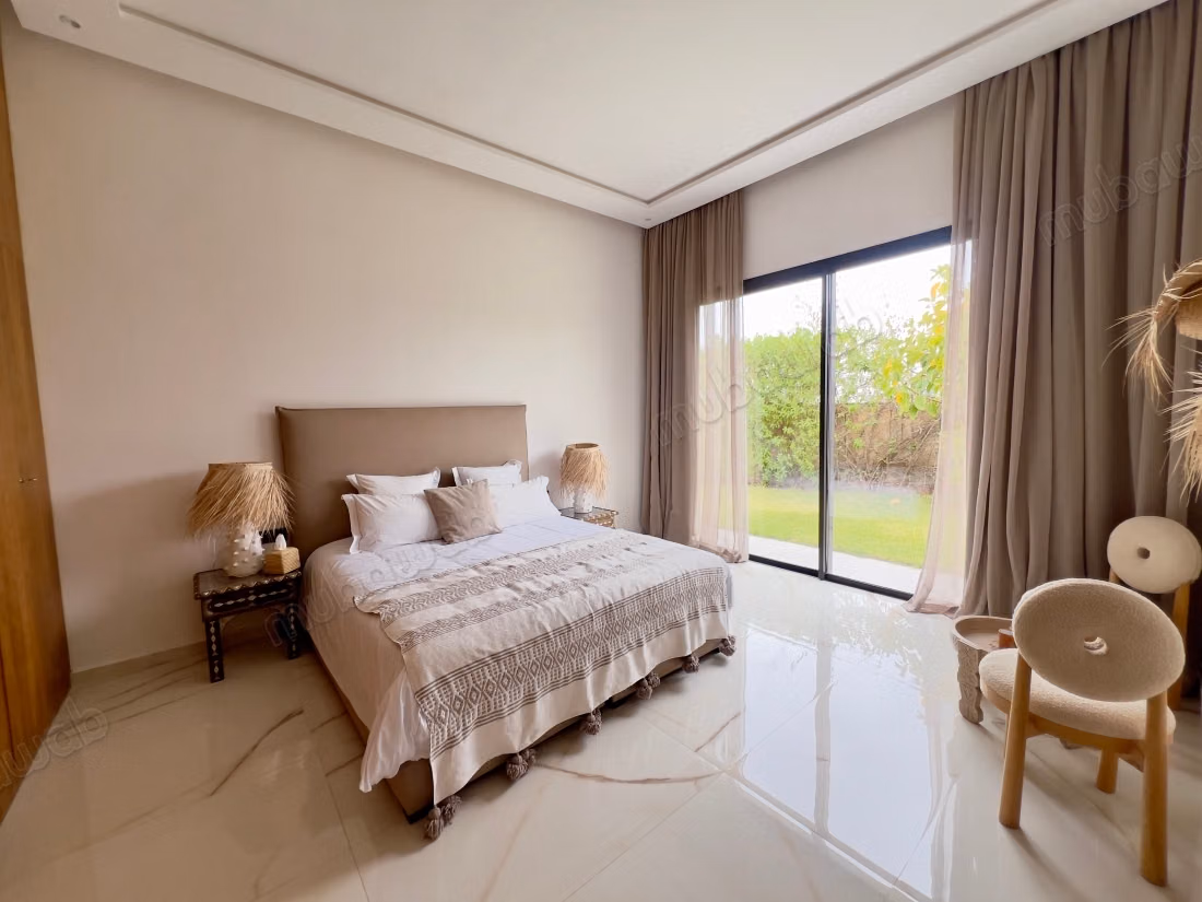 Espléndida villa con 4 suites VNA