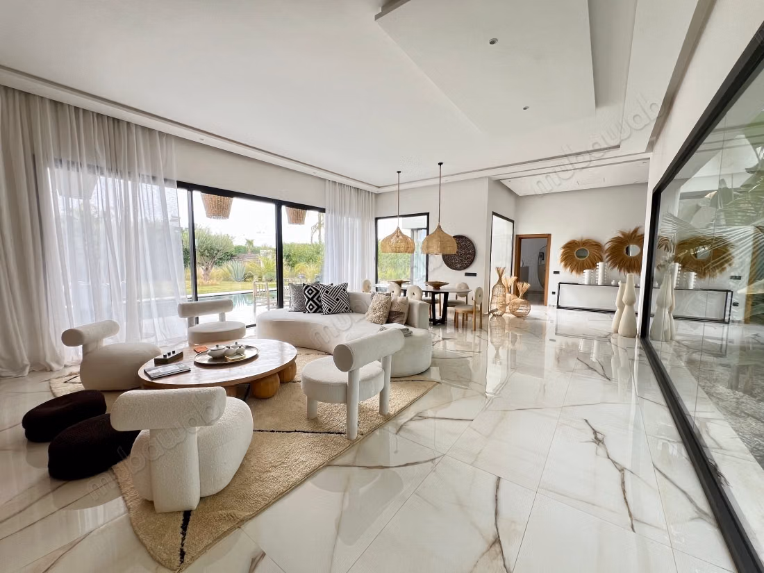 Espléndida villa con 4 suites VNA