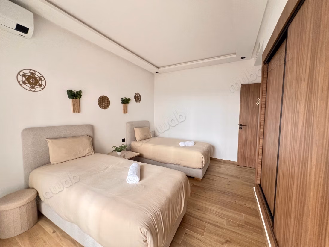 Appartamento molto bello, tre camere nuove