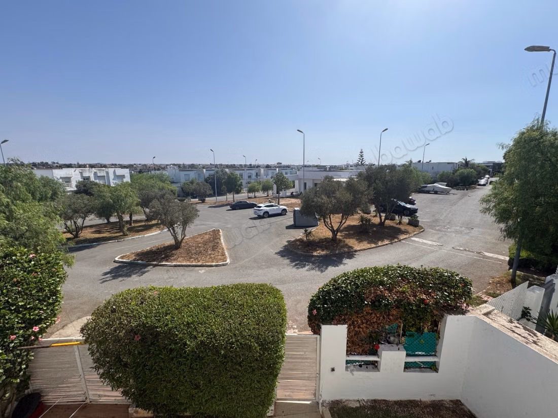 Luxury villa for sale in Dar Bouazza. 4 rooms