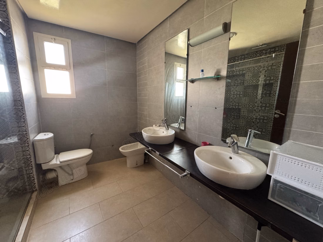 Luxury villa for sale in Dar Bouazza. 4 rooms