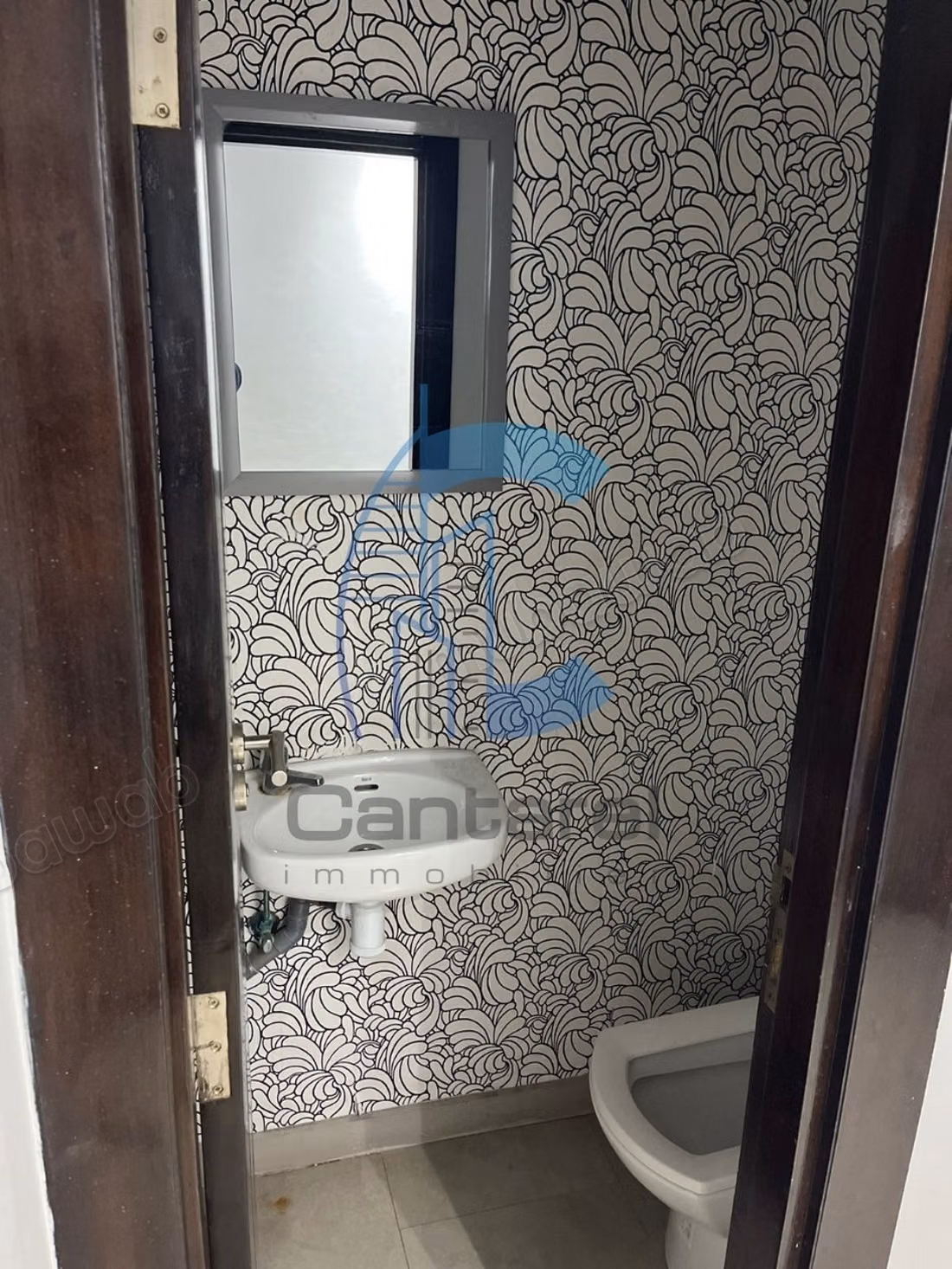 À louer superbe bureau en duplex 
bir anzarane