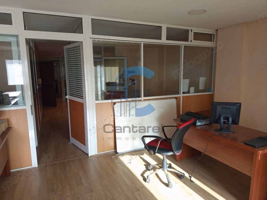 Bureau équipé à vendre quartier palmier