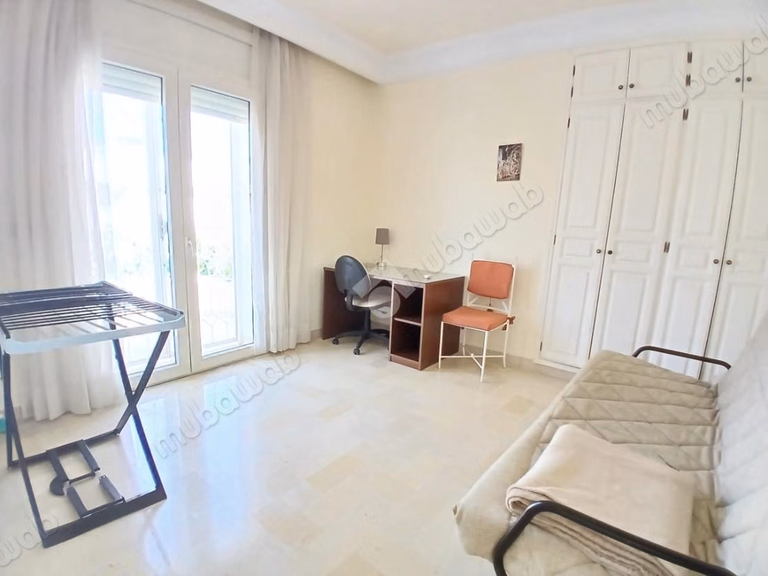 Floor of villa for rent