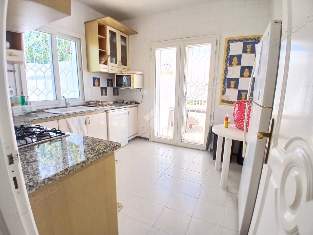 Floor of villa for rent