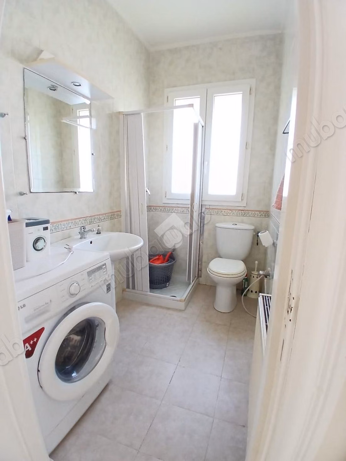 Floor of villa for rent