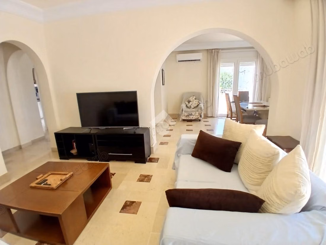 Floor of villa for rent