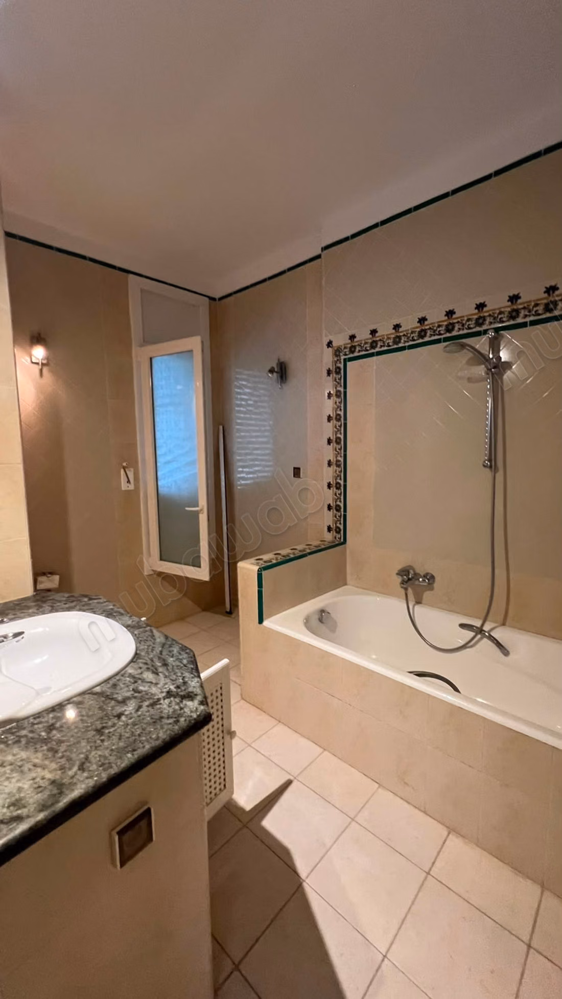 S3 a Cartagine con vista mare