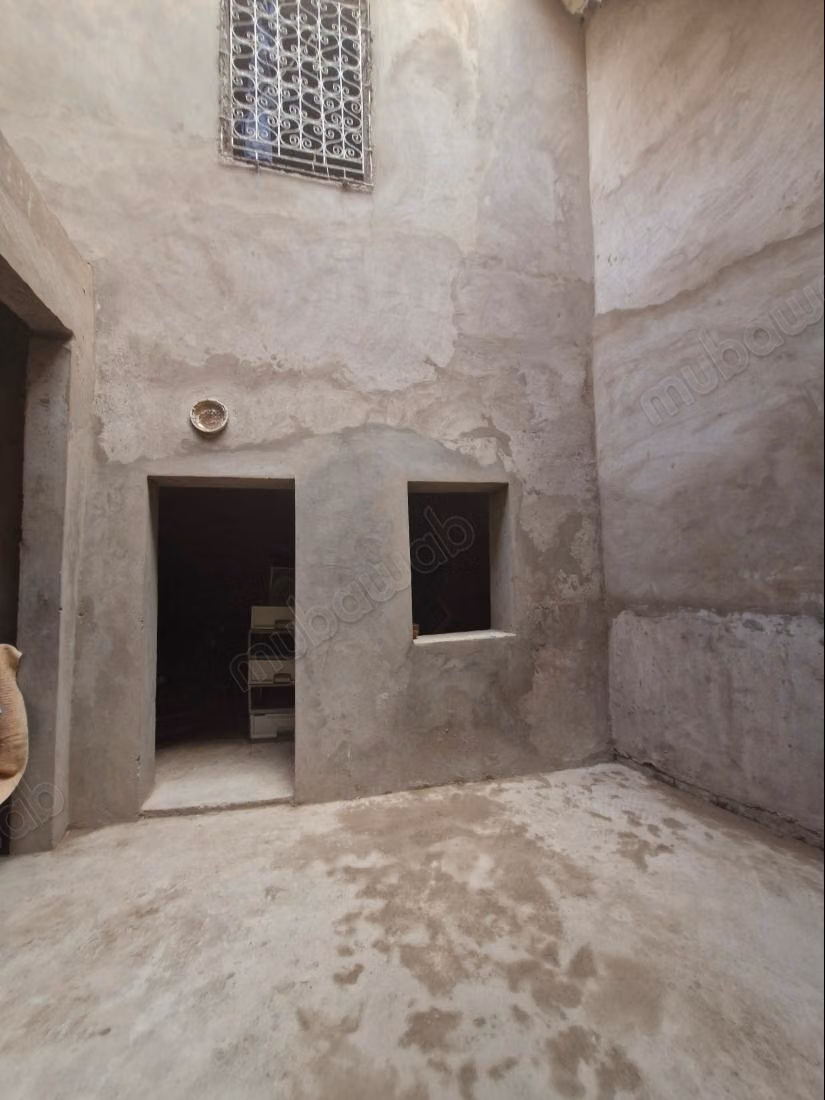 Verkoop van een huis in El Moukef. 1 Kamer