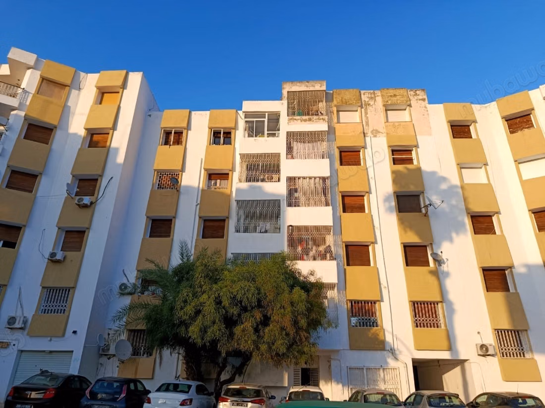 For sale – an S2 apartment in El Menzah 7