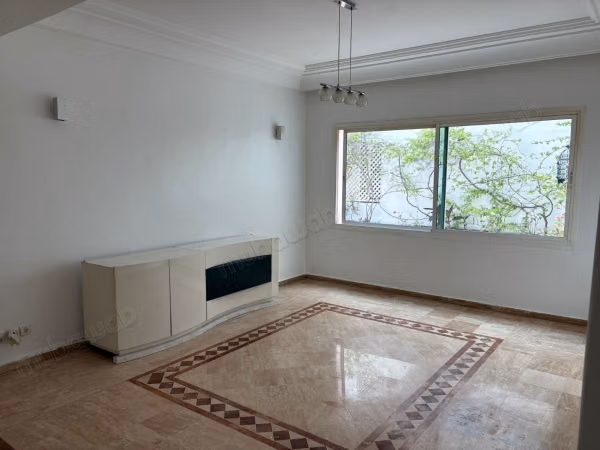 Apartamento con gran terraza en alquiler - Racine