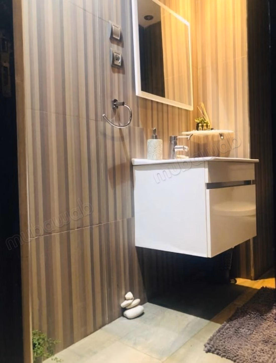 Bel Appartement de 130 m2, Proche Hay Riad