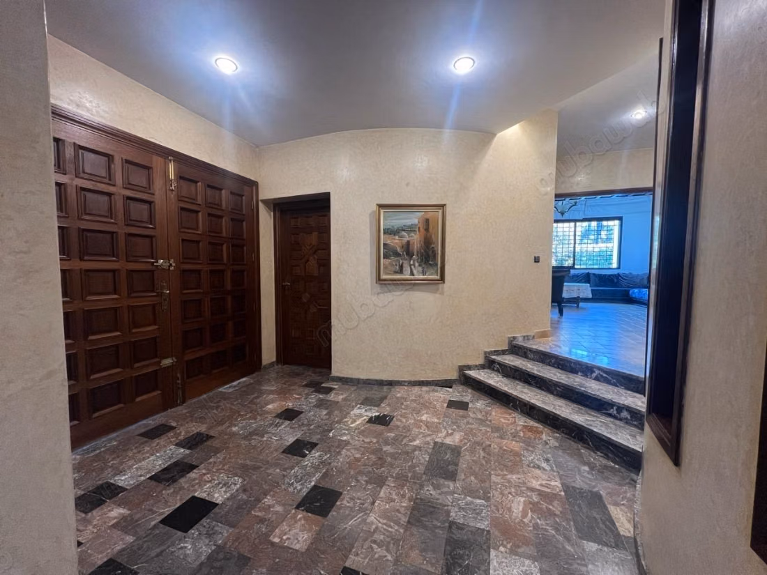 Venta villa de lujo en Anfa. 7 habitaciones. Puerta blindada, salón marroquí