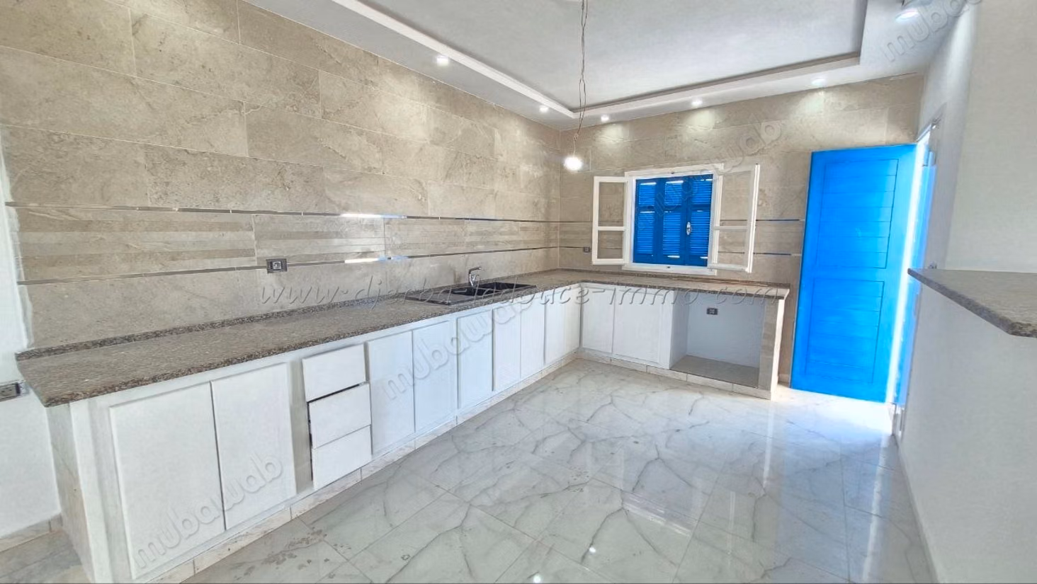 Location annuelle bel appartement S3 à midoun