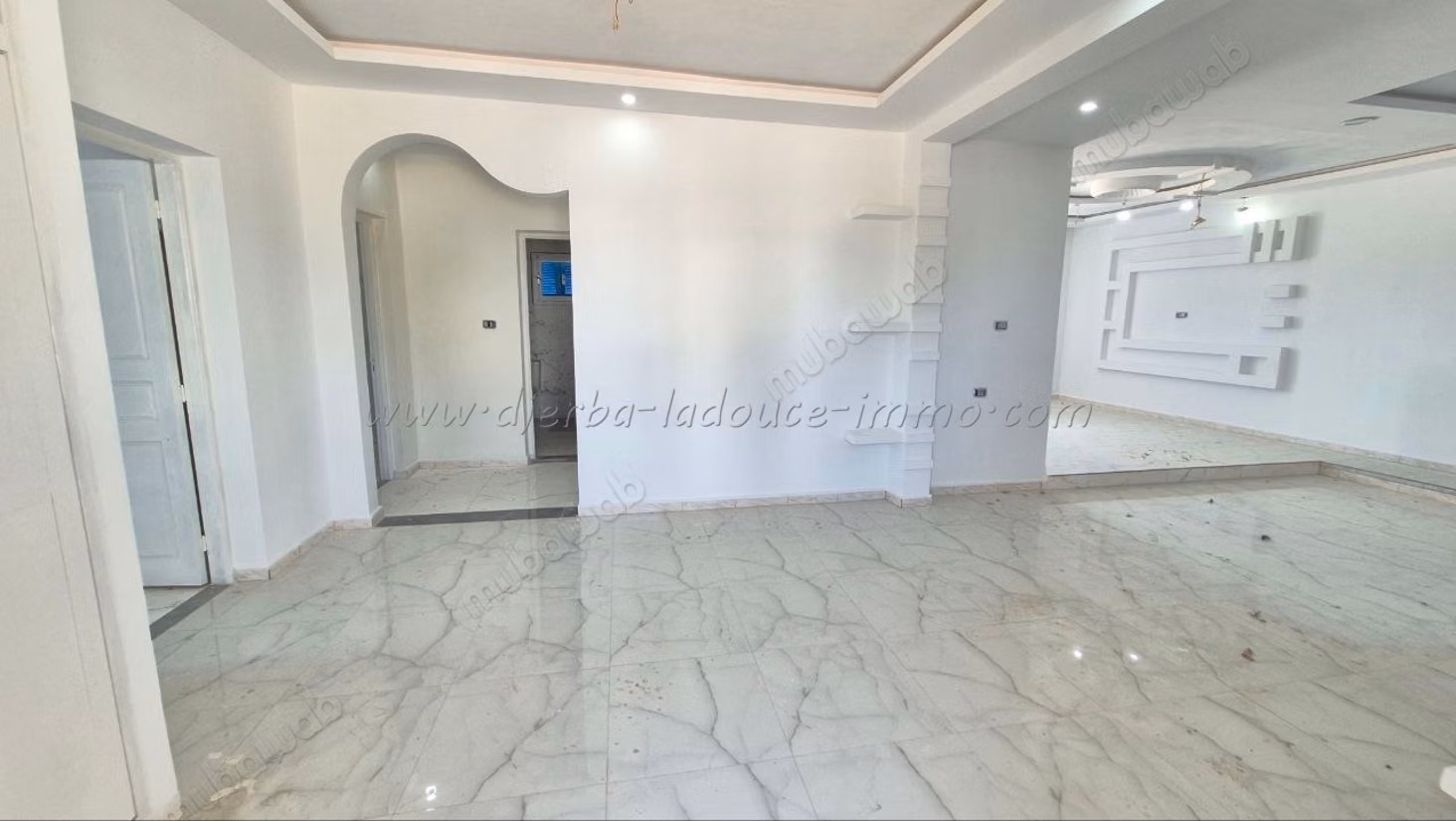 Location annuelle bel appartement S3 à midoun