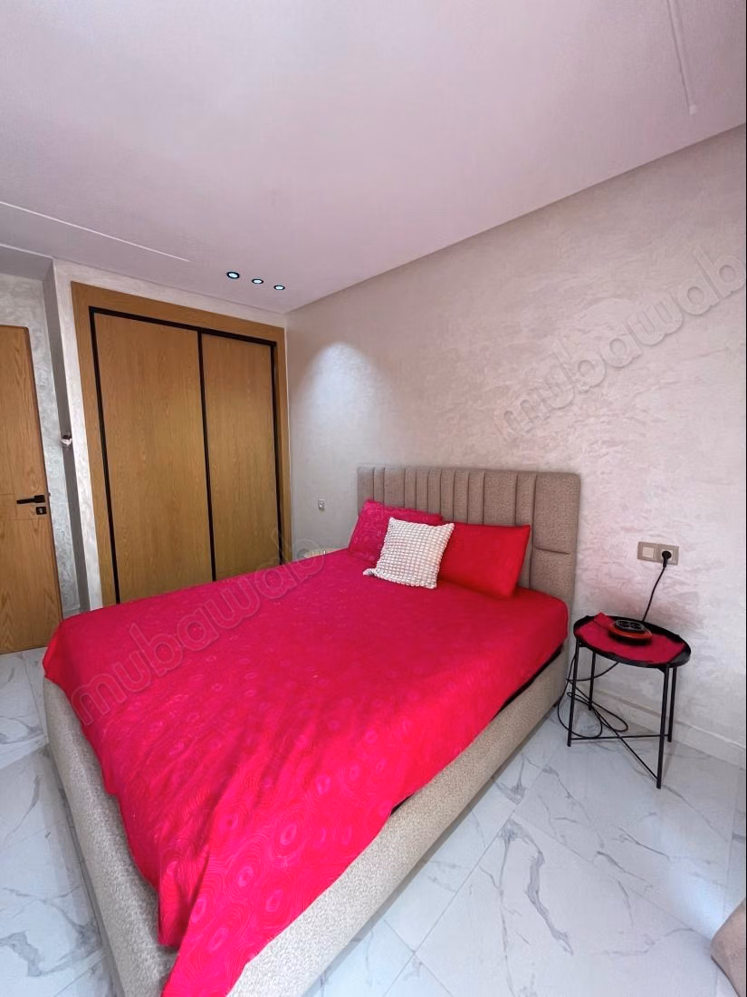 Very nice apartment for rent in Dar Bouazza. 3 comfortable rooms. Well furnished