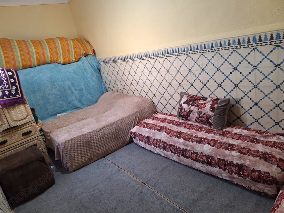 Riad van 91 m² met 8 Slaapkamers en Auto Toegang