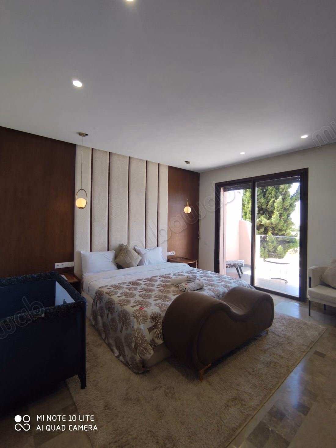 Villa de lujo a la venta en la Ruta de Ourika. 3 habitaciones. Chimenea y aire acondicionado