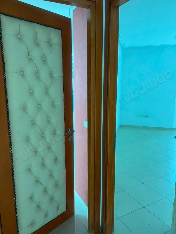 Ufficio a Lafayette tel 56166977