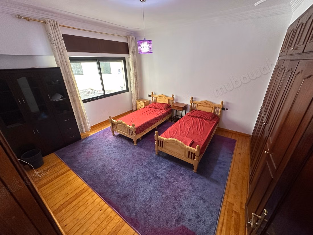 Ruim appartement van 157 m², 2 parkeerplaatsen in Iberia
