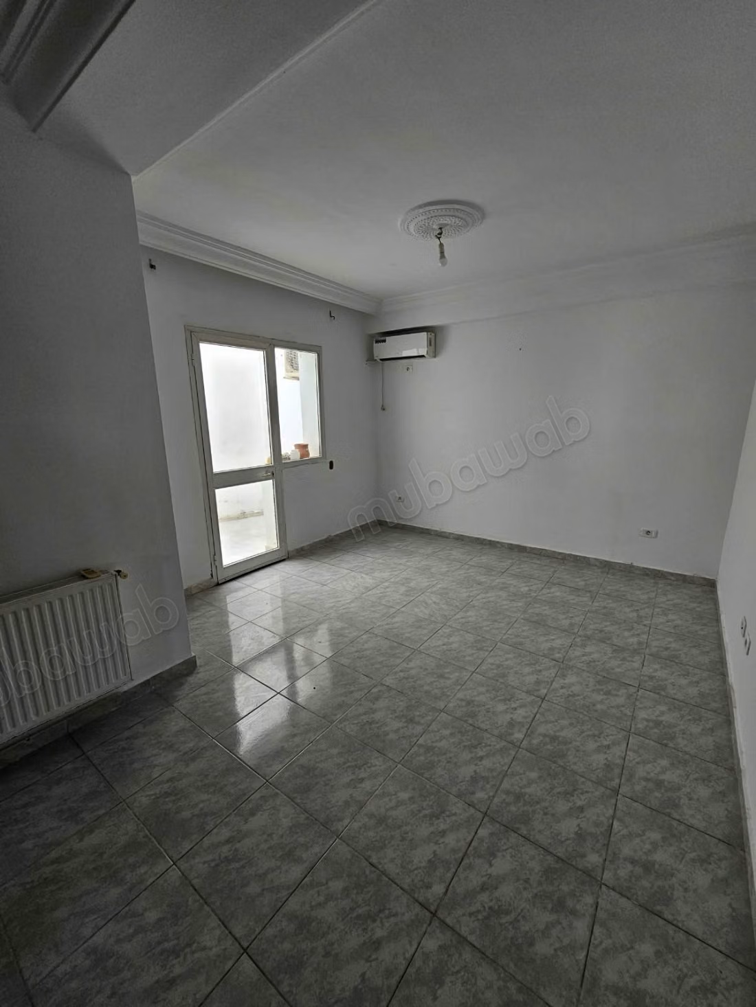 À louer un appartement s2 à ain zaghouan nord