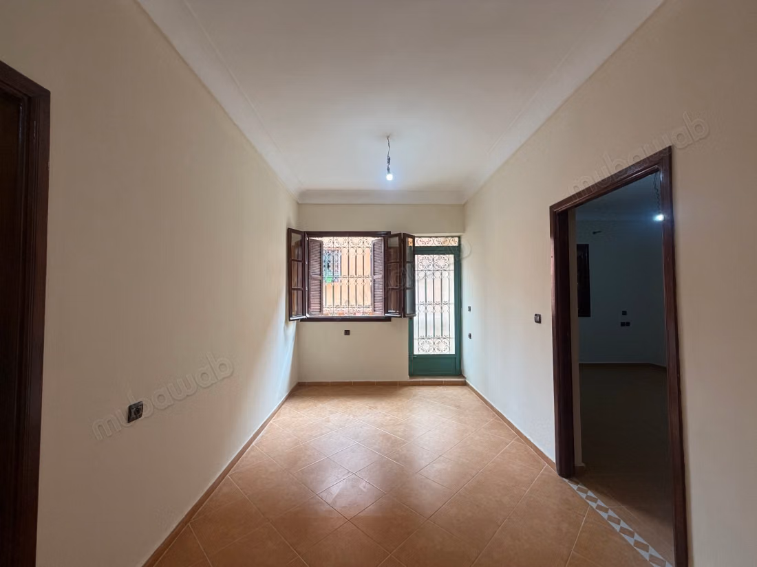 Find a house to rent in Bouaakkaz. Dimension 170 m². Green area