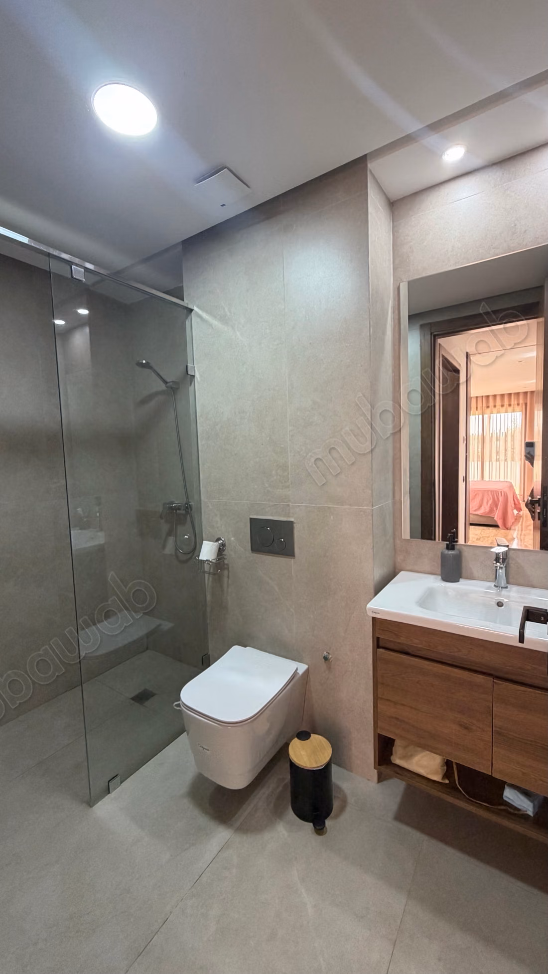 Exclusive apartment with private garden and pool in Dar Bouazza