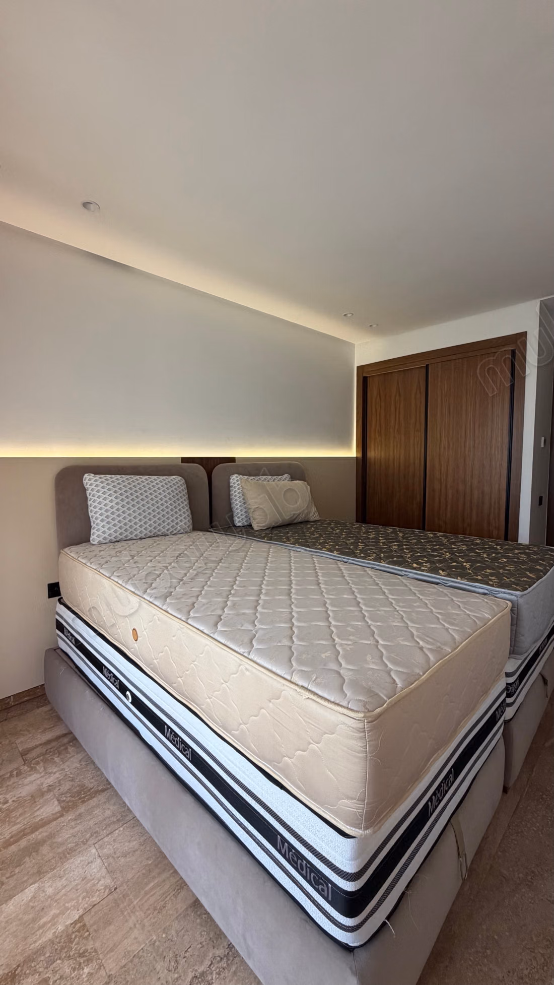 Exclusive apartment with private garden and pool in Dar Bouazza