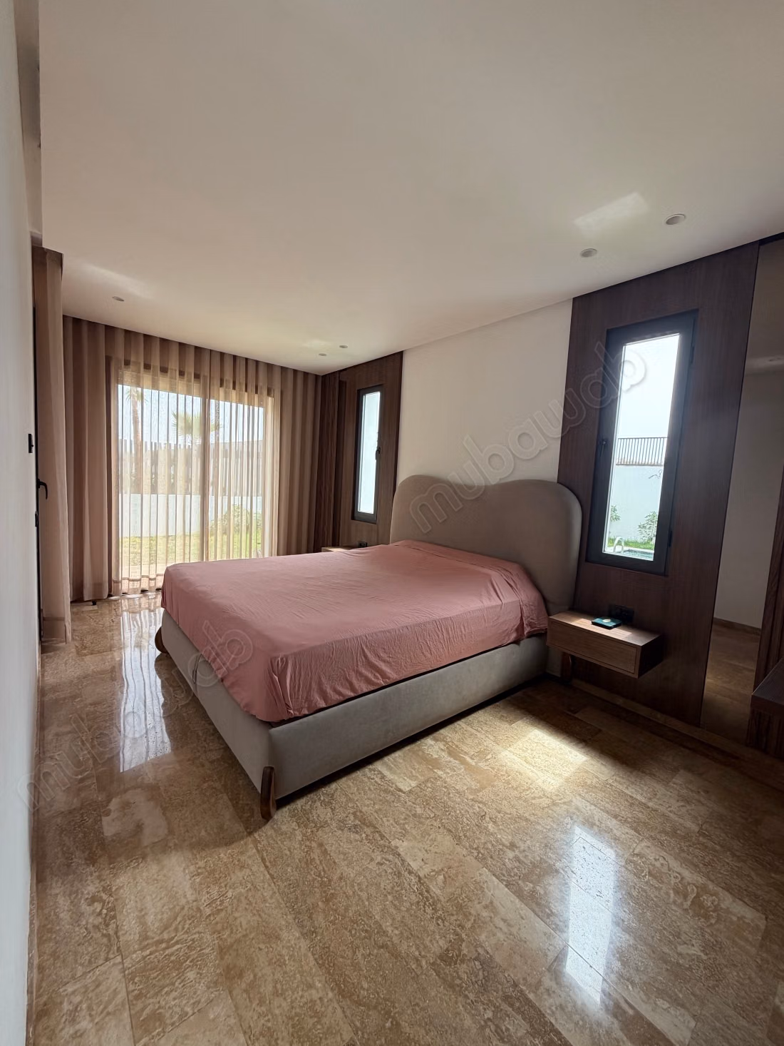 Exclusive apartment with private garden and pool in Dar Bouazza