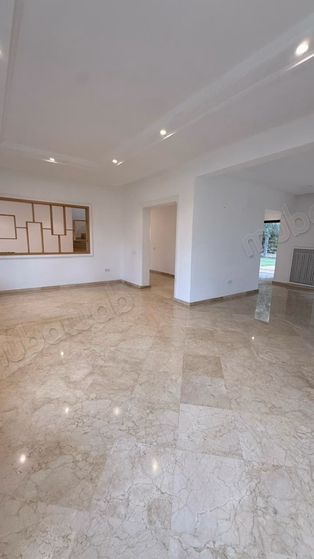 In affitto villa La Pinède, Souissi