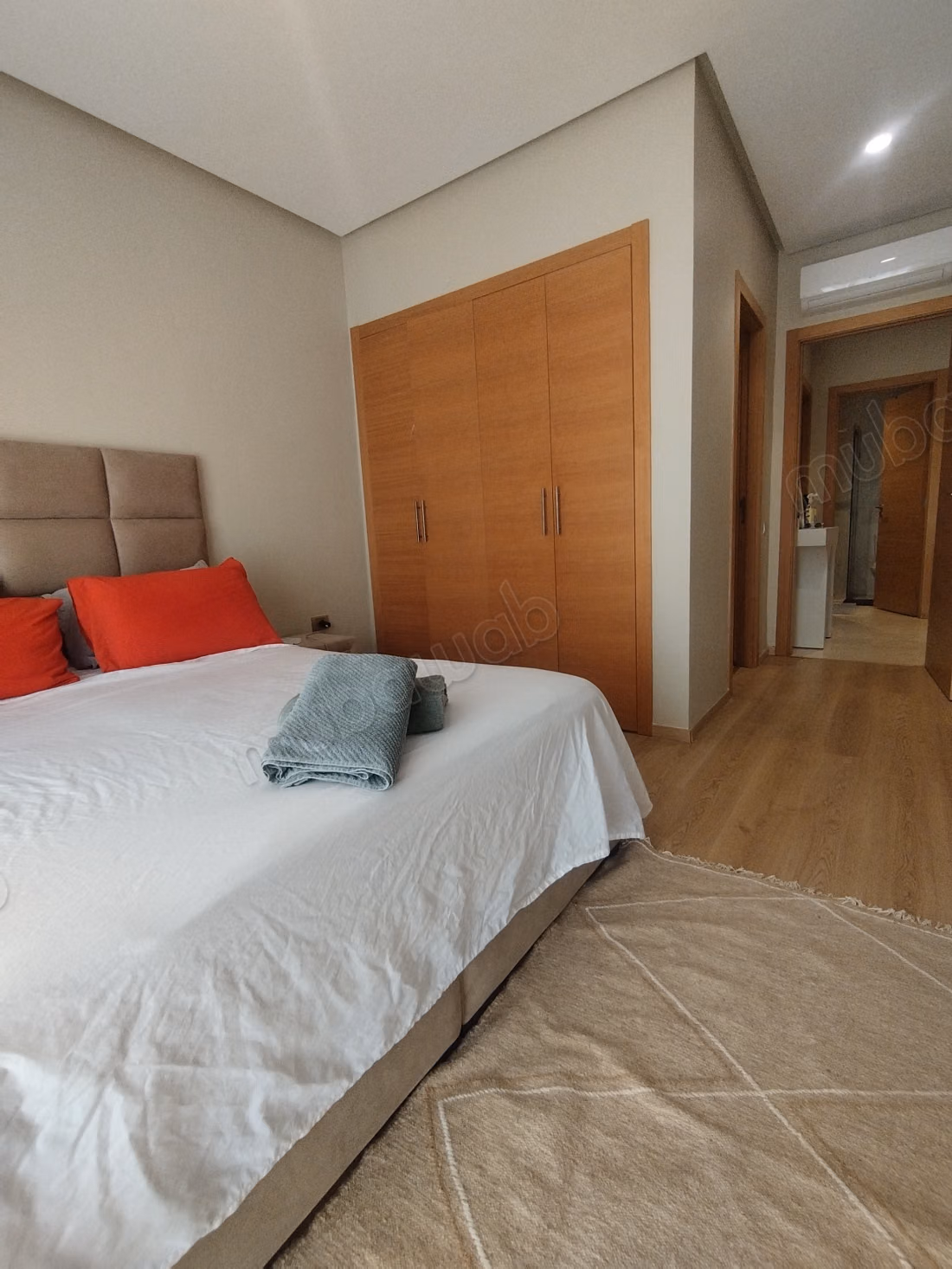 Appartement te huur in Bouaakkaz. Oppervlakte van 78 m². Goed gemeubileerd
