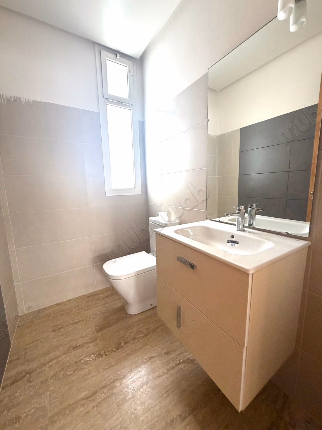 Très joli appartement moderne