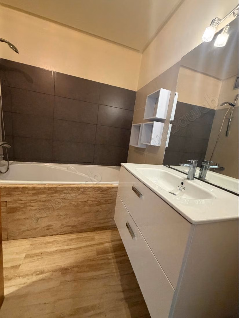Très joli appartement moderne