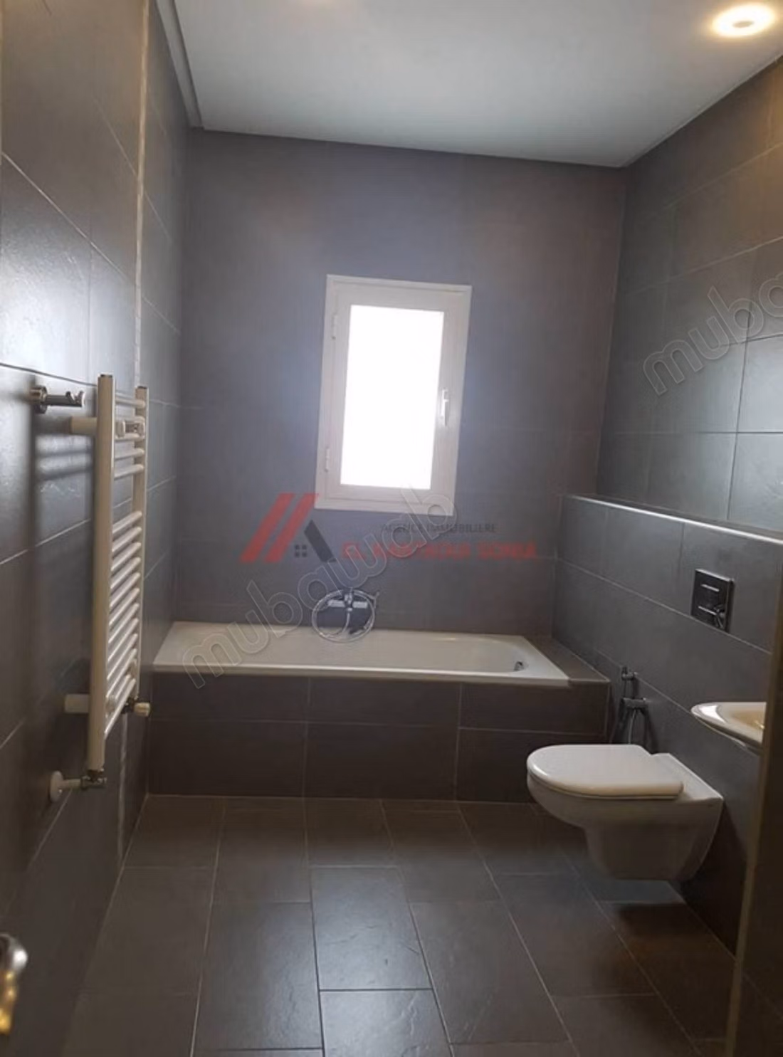 A louer réez de chaussée s3 à Hammam Sousse