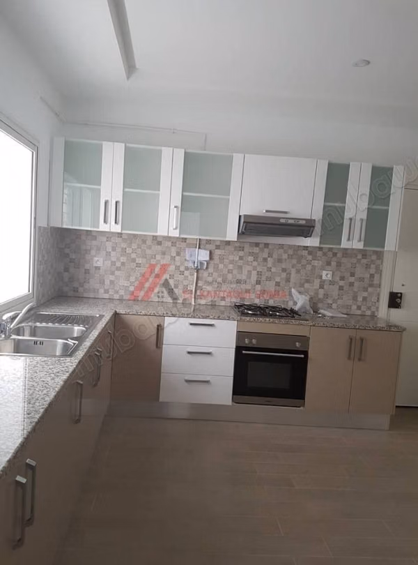 A louer réez de chaussée s3 à Hammam Sousse