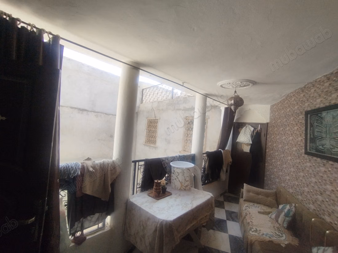 Prachtige riad te koop semi-afgewerkt in Riad Zitoun