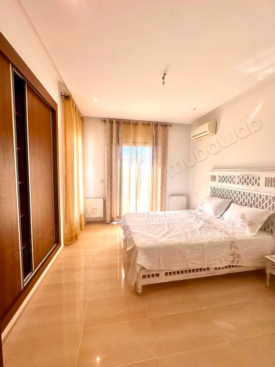 Luxueux S1 Richement Meublé à Ennasr 2