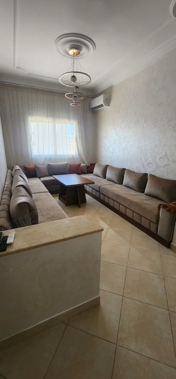 Apartamento Amueblado de 2 Habitaciones en Alquiler