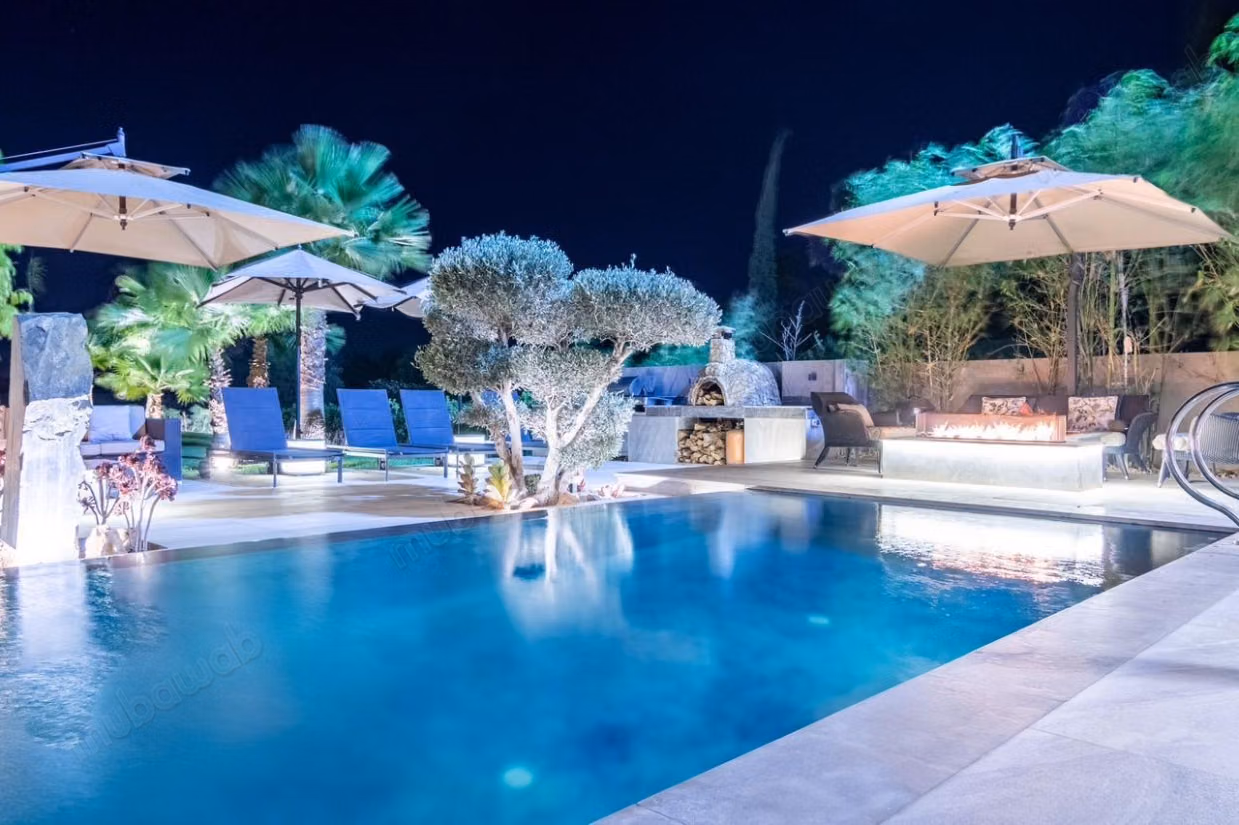 Superba villa in affitto su Route de Tahanaout. 6 belle camere. Ben arredato