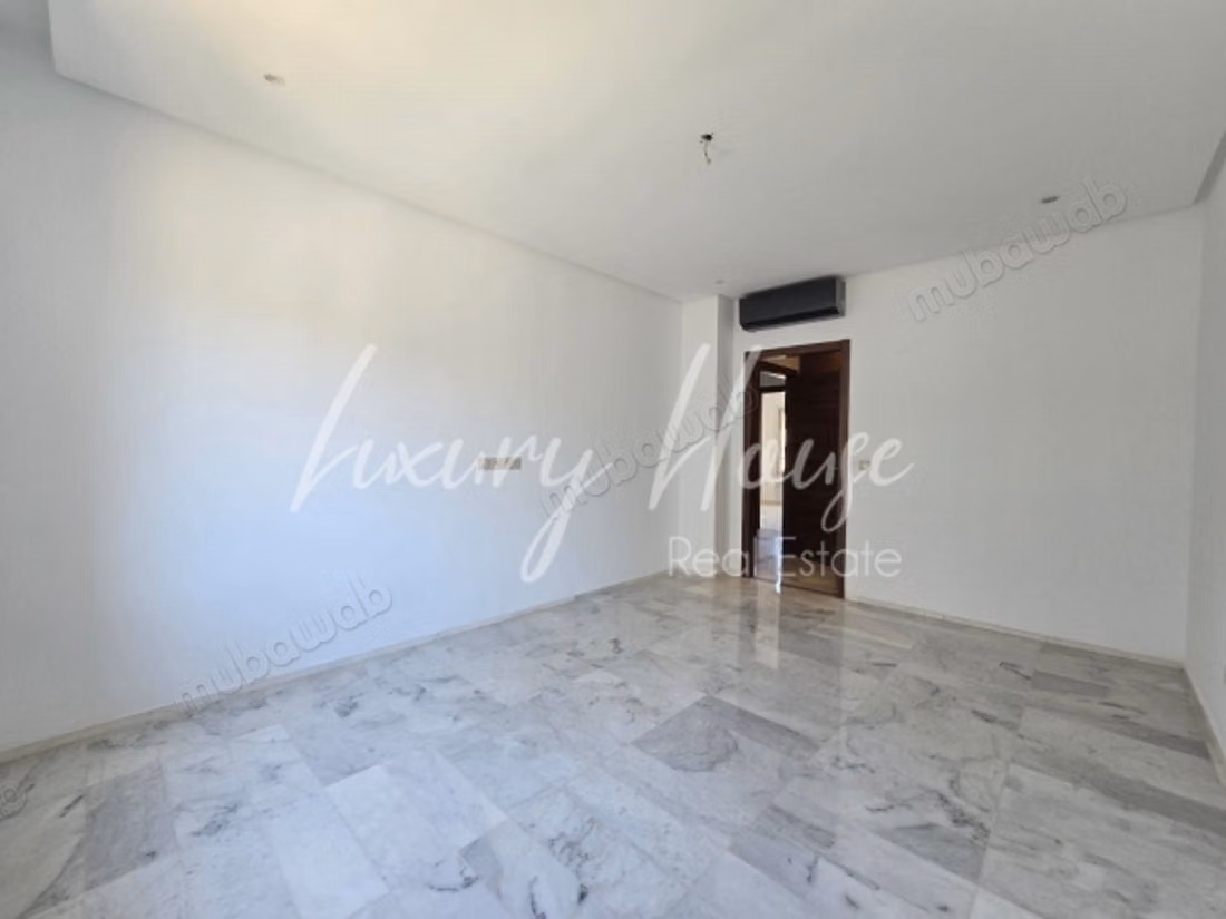 Superb S3 Apartment at Lac2