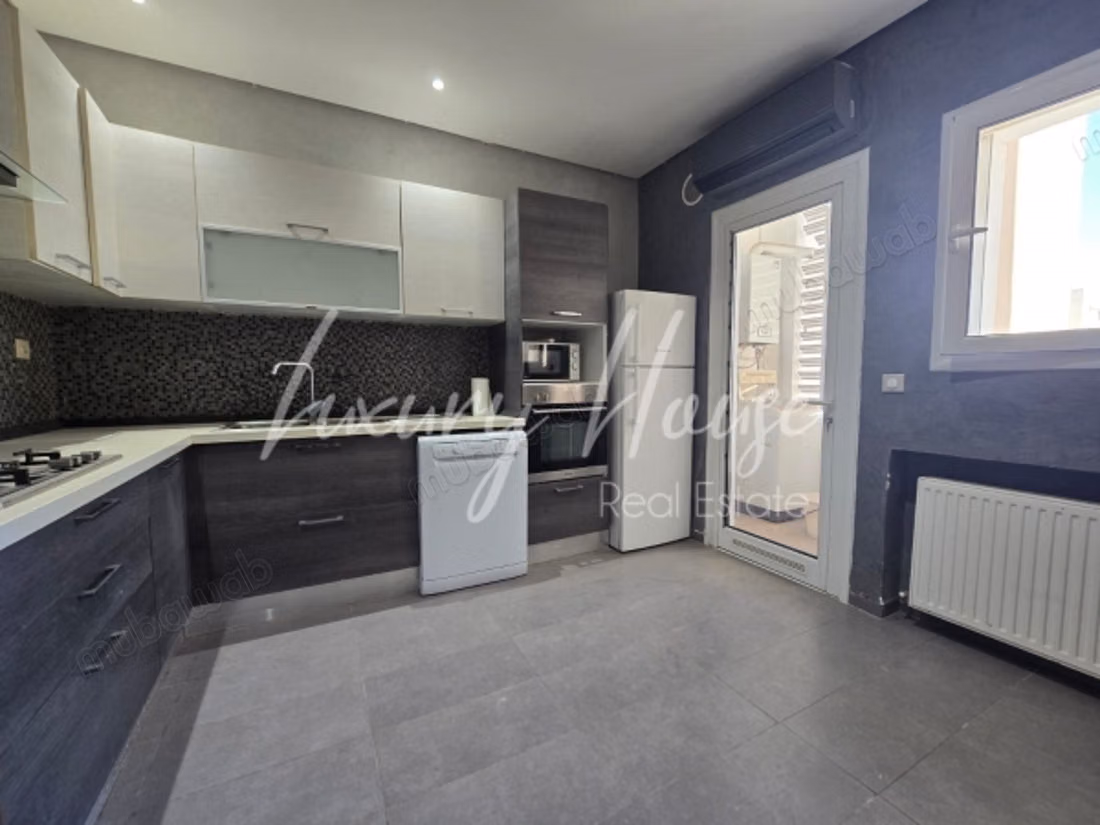 Superb S3 Apartment at Lac2