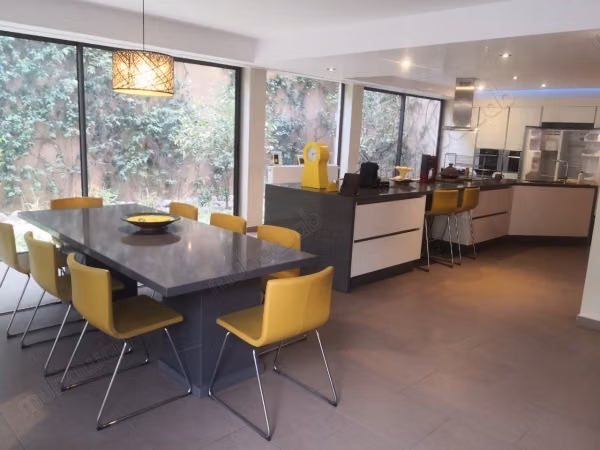Luxury villa for rent in Hay Targa. 5 bedrooms. Furnished