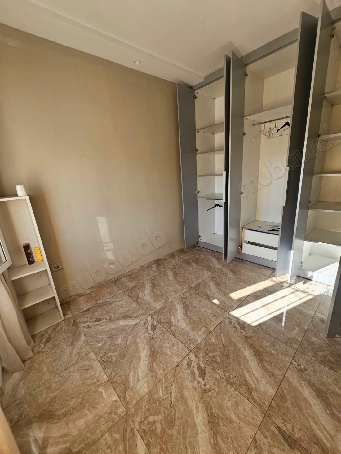 For rent an apartment S2 in Laouina
