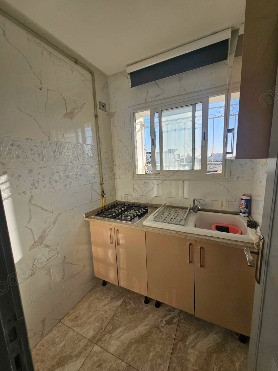 For rent an apartment S2 in Laouina
