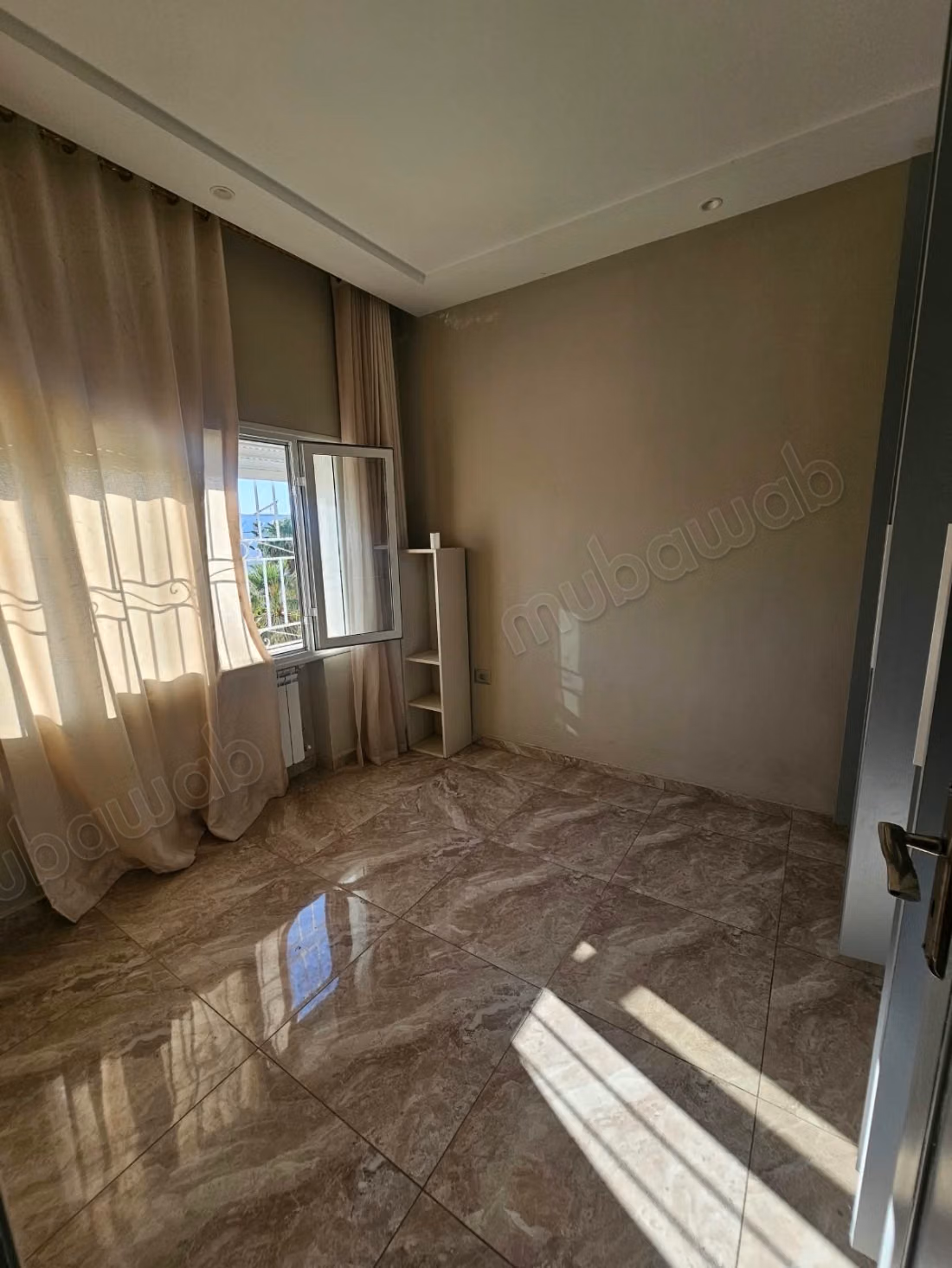 For rent an apartment S2 in Laouina