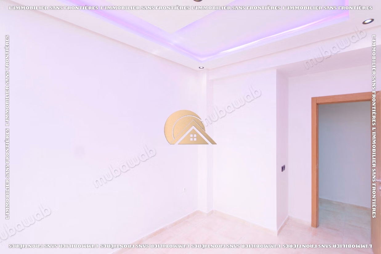 Appartamento vuoto nuovo di 59 m² in affitto – 3 camere, ascensore, parcheggio e aria condizionata split
